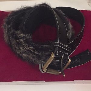 ⬇️Price Drop⬇️NWT Fun fur black belt